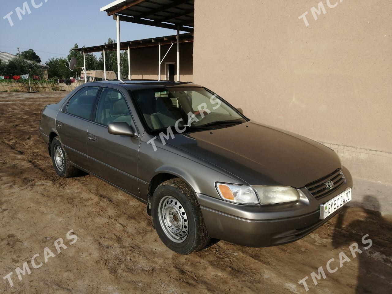 Toyota Camry 1999 - 115 000 TMT - Köneürgenç - img 2