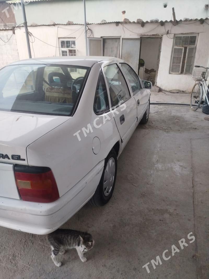 Opel Vectra 1991 - 38 000 TMT - Багир - img 3