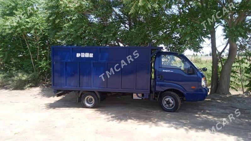 Kia Bongo 2010 - 180 000 TMT - Daşoguz - img 4