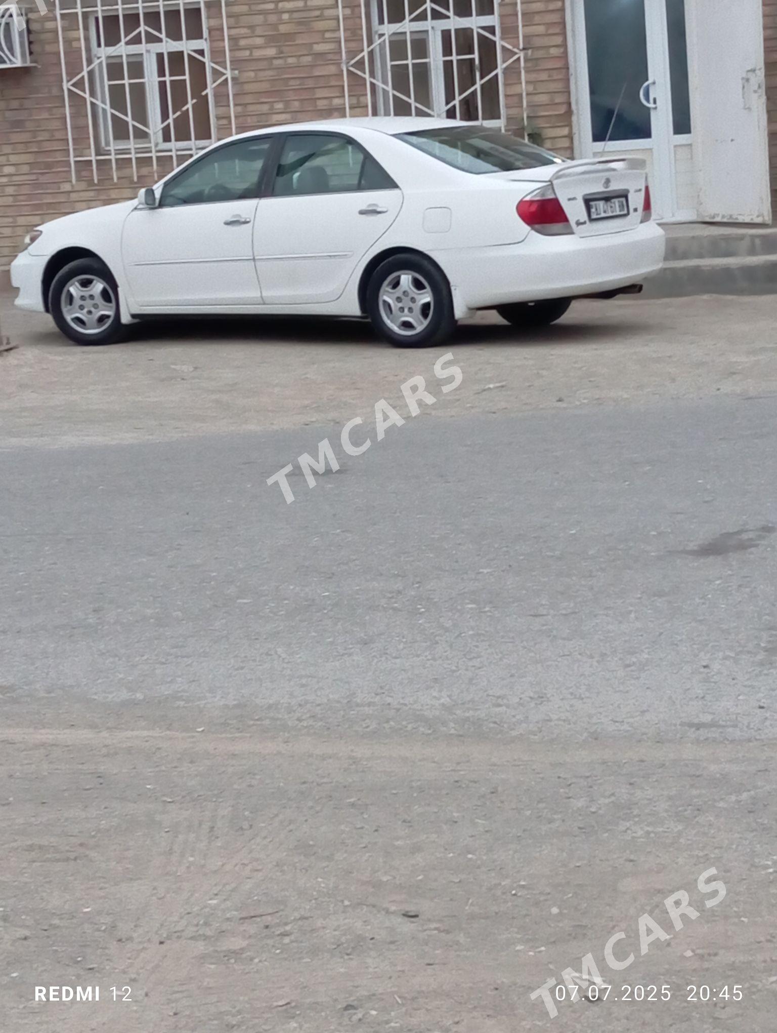 Toyota Camry 2004 - 140 000 TMT - Берекет - img 2