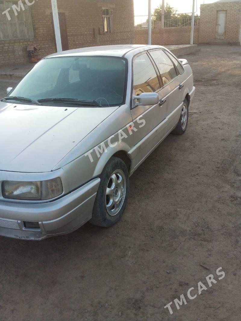 Volkswagen Passat 1992 - 35 000 TMT - Tejen - img 2