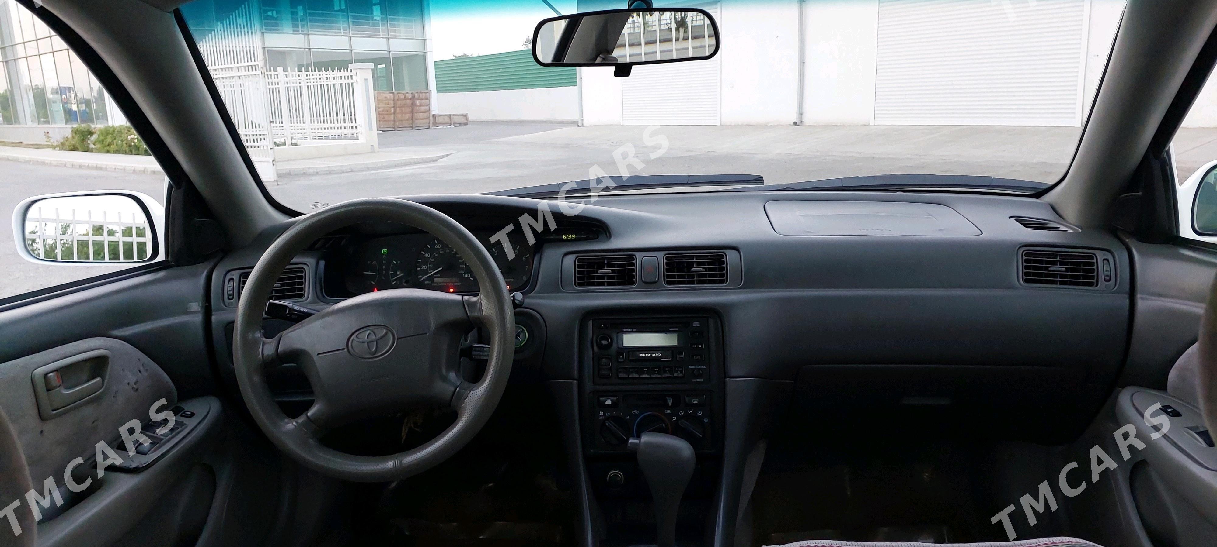 Toyota Camry 1999 - 132 000 TMT - Ашхабад - img 3