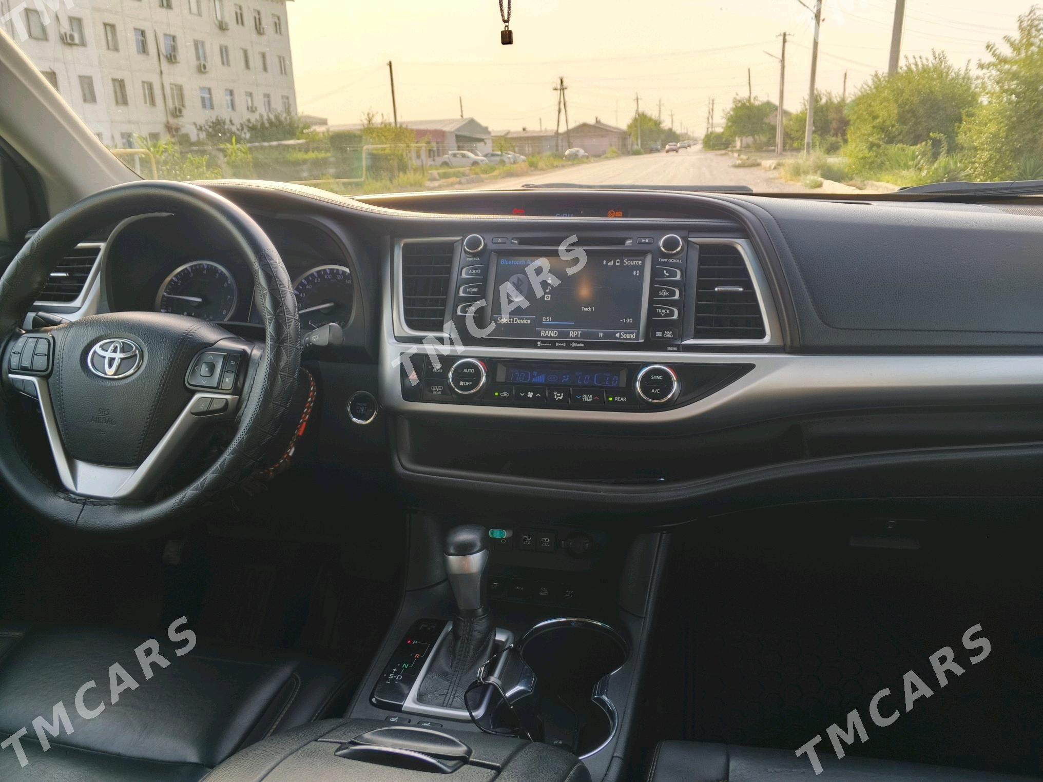 Toyota Highlander 2019 - 460 000 TMT - Türkmenabat - img 4