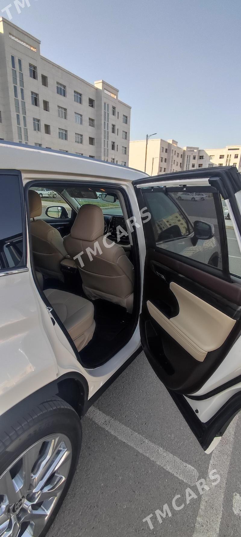 Toyota Highlander 2021 - 597 000 TMT - Aşgabat - img 2