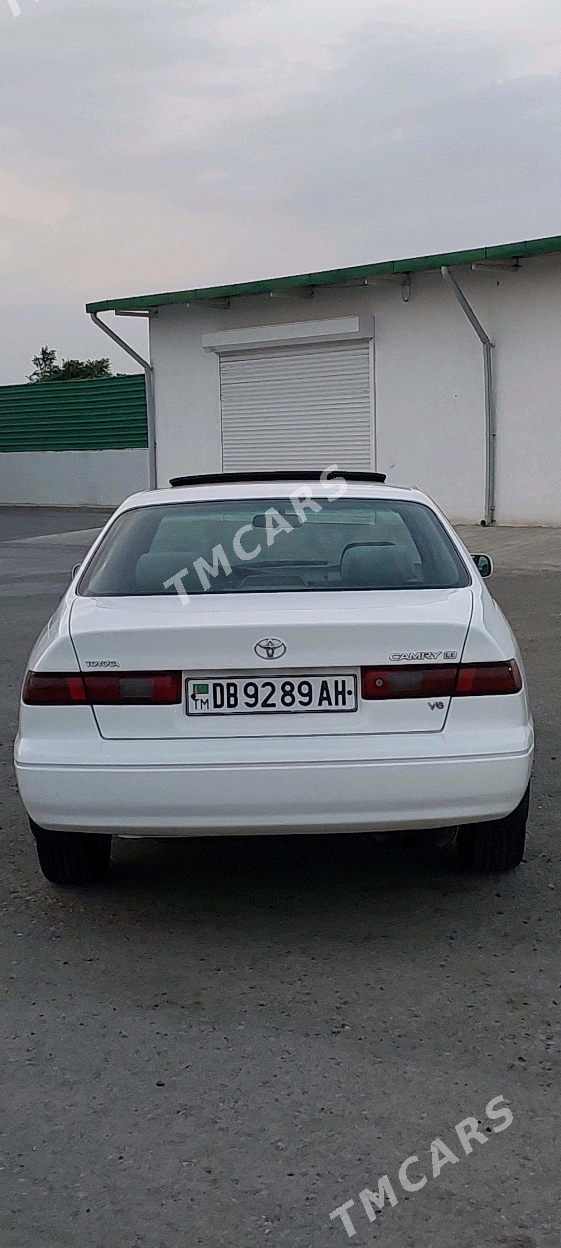 Toyota Camry 1999 - 132 000 TMT - Ашхабад - img 6