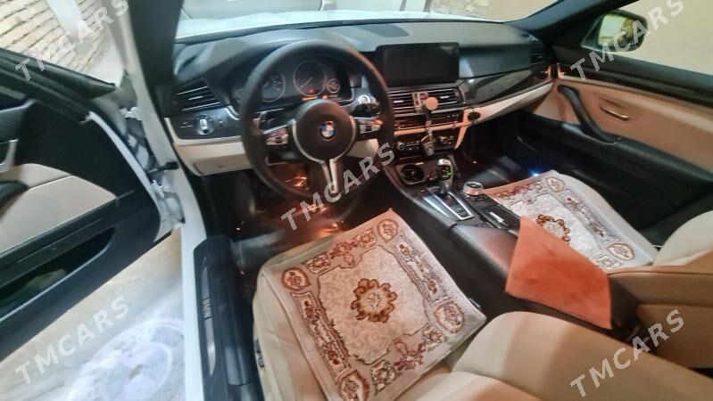 BMW 5 Series 2011 - 300 000 TMT - Türkmenabat - img 5