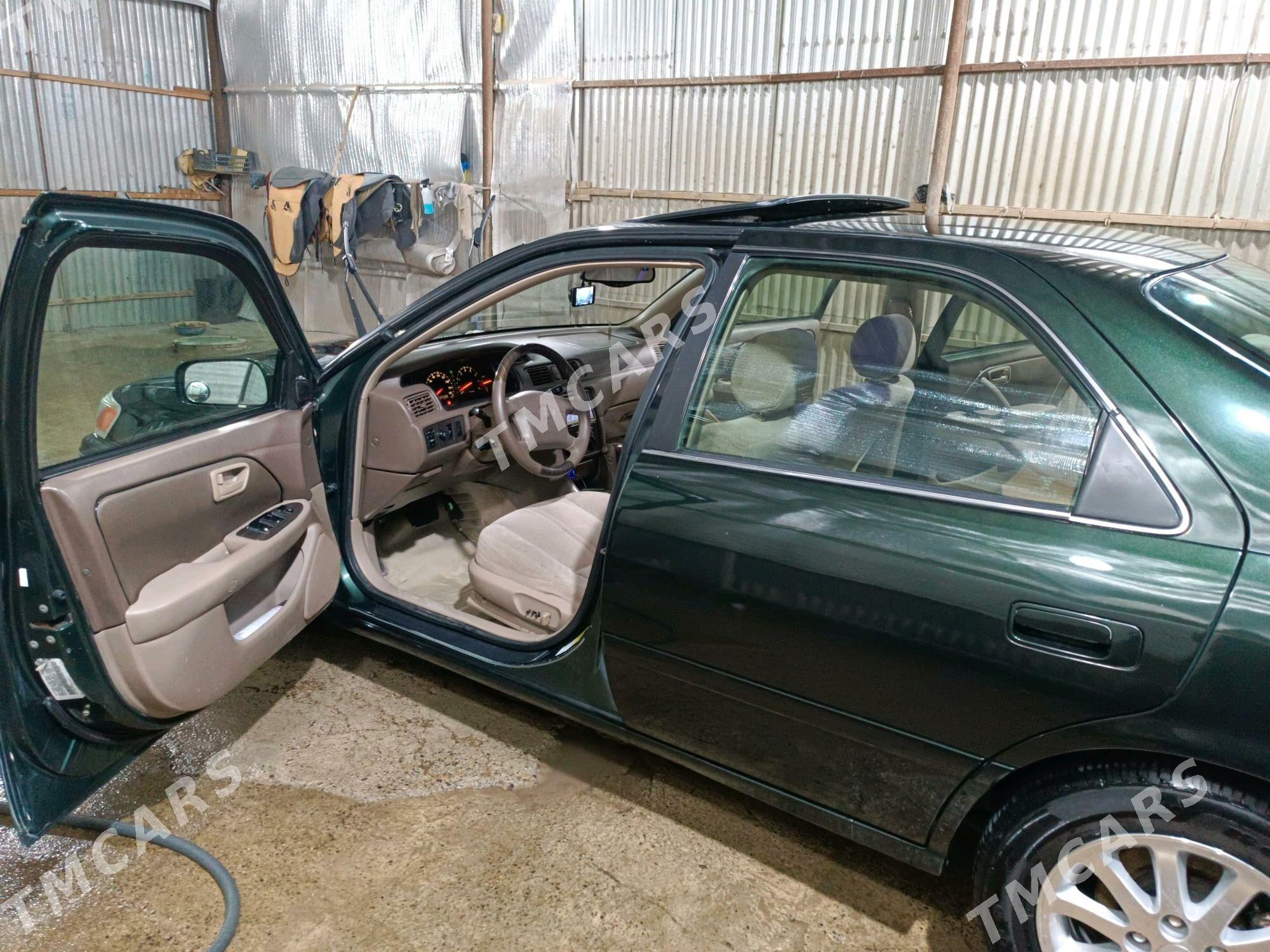 Toyota Camry 2000 - 150 000 TMT - Wekilbazar - img 3