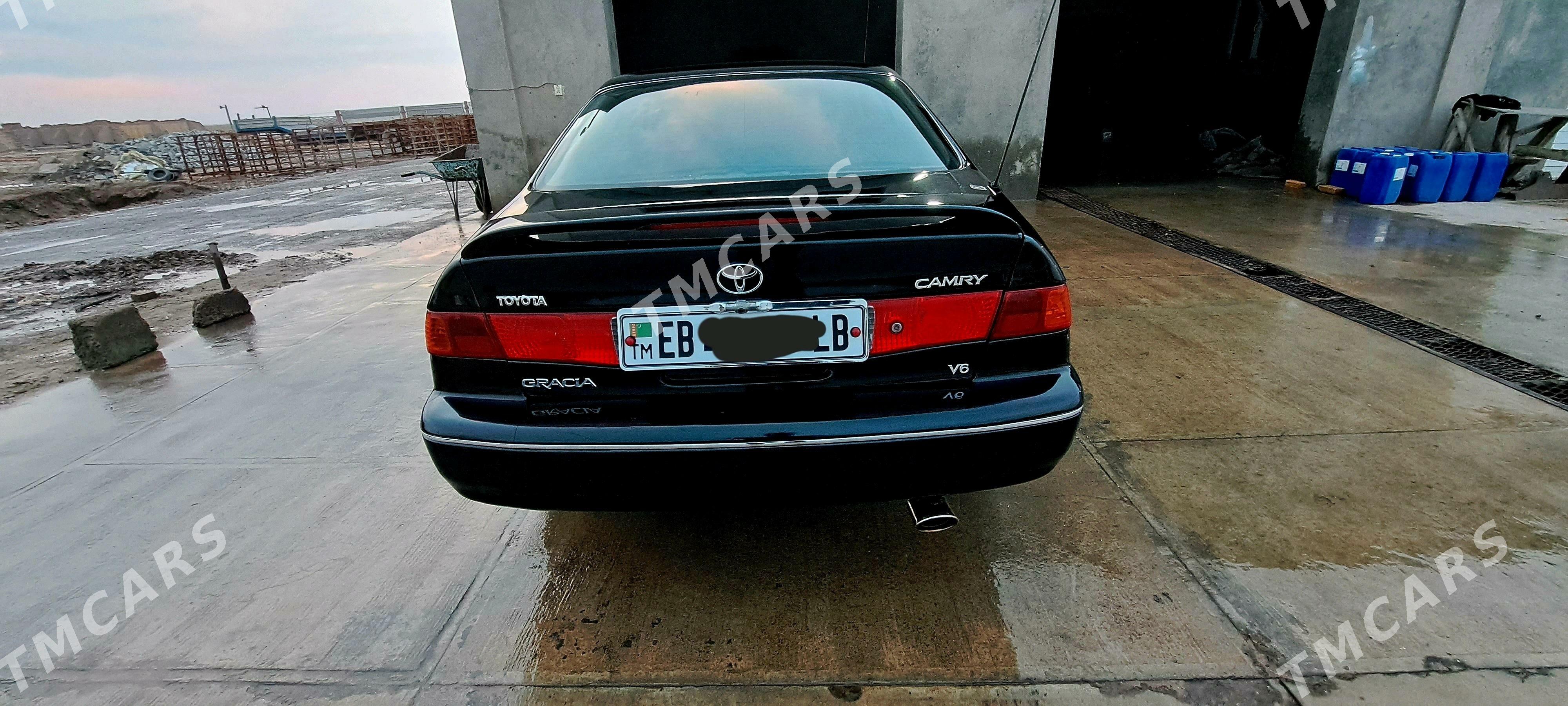 Toyota Camry 2000 - 140 000 TMT - Дянев - img 3