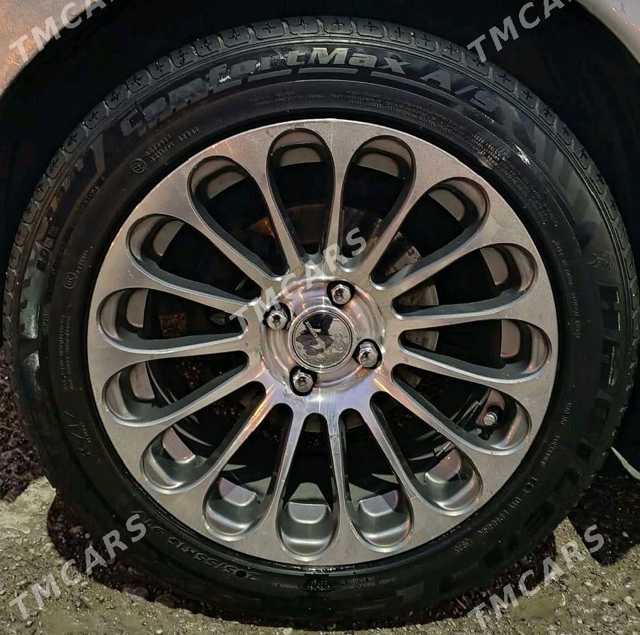 Nissan Versa 2013 - 120 000 TMT - Мир 7 - img 8