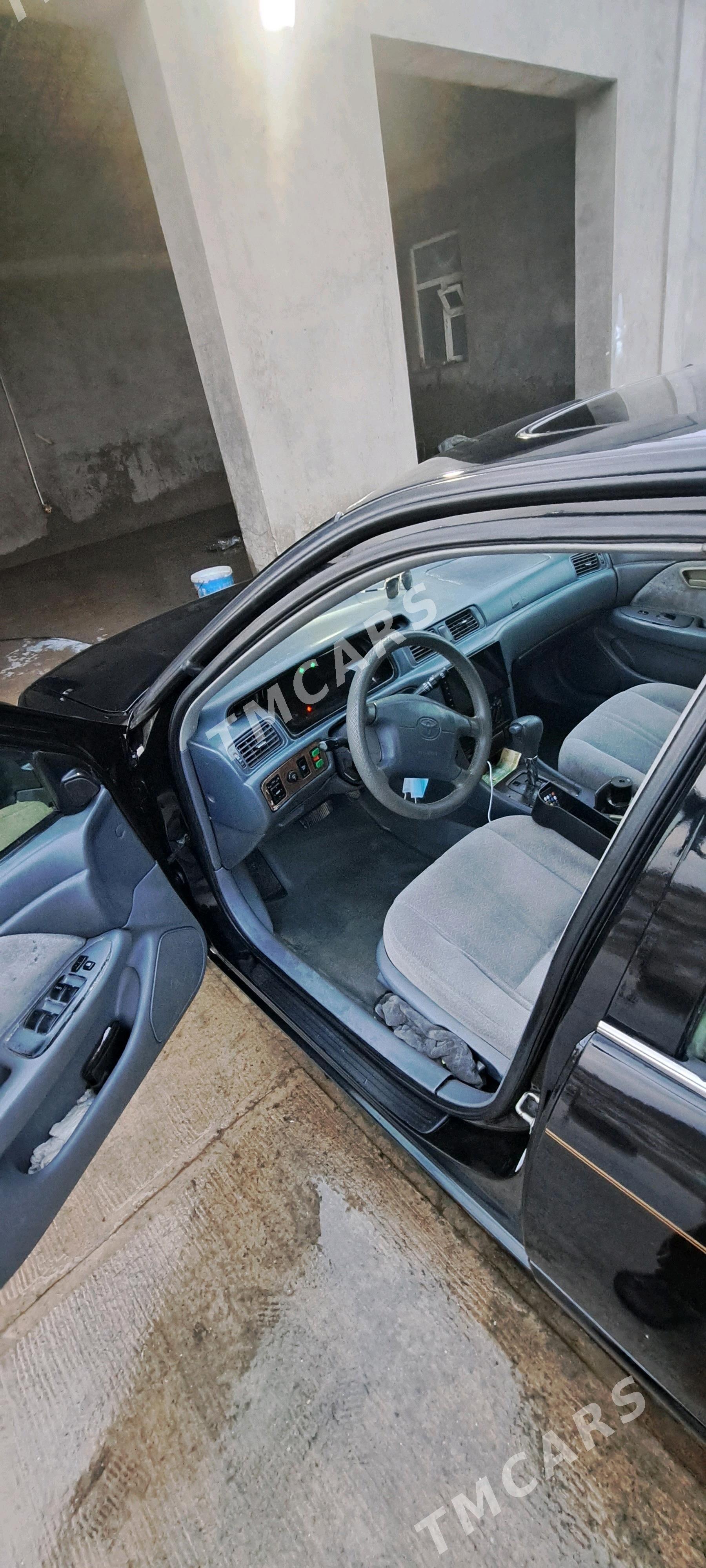 Toyota Camry 2000 - 140 000 TMT - Дянев - img 6
