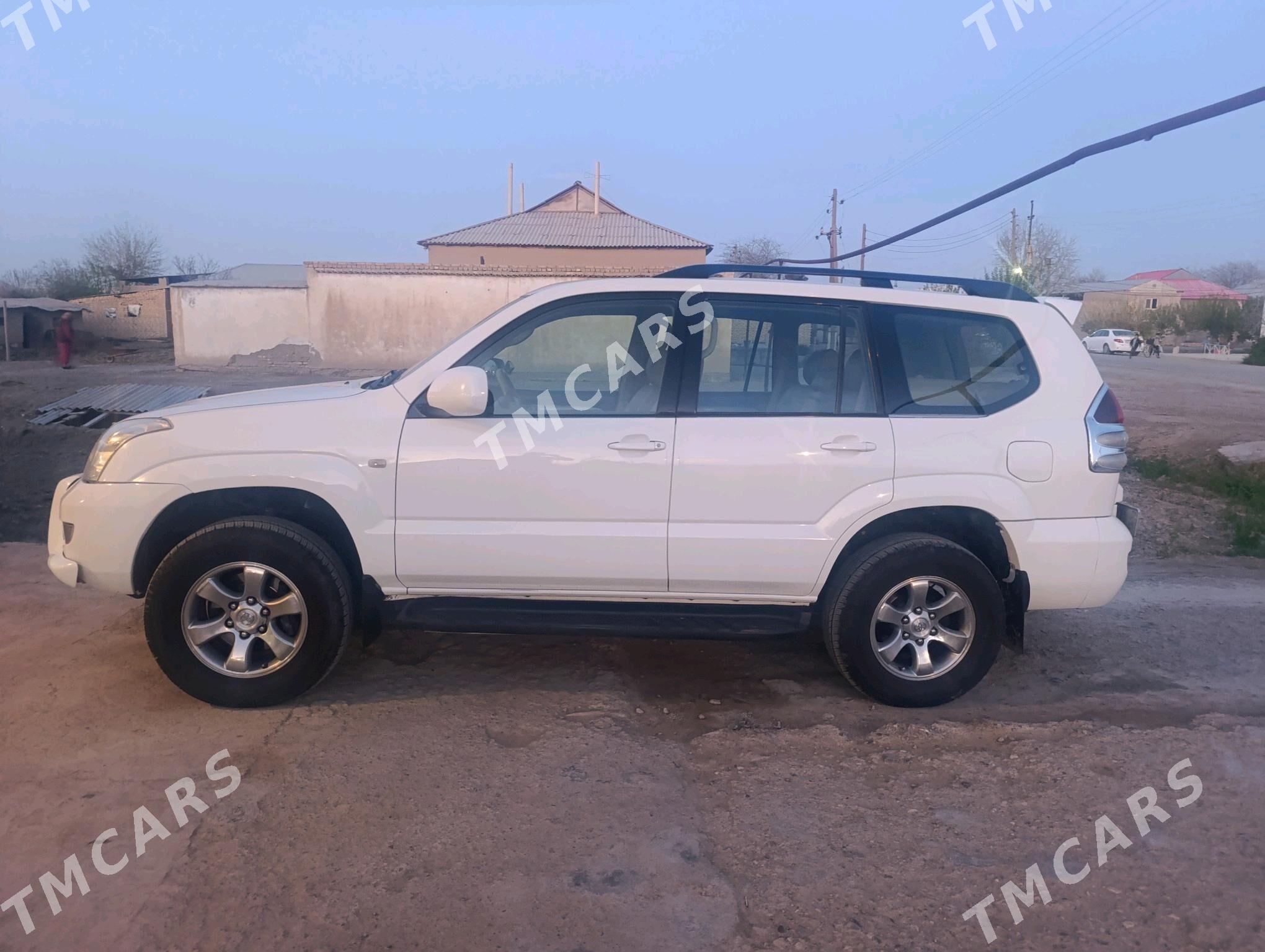 Toyota Land Cruiser Prado 2004 - 280 000 TMT - Байрамали - img 3