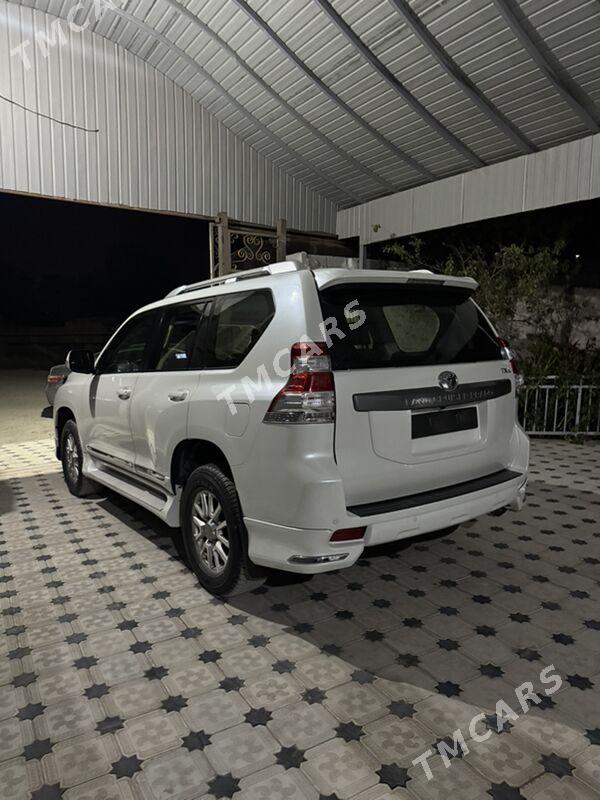 Toyota Land Cruiser Prado 2016 - 680 000 TMT - Магданлы - img 2