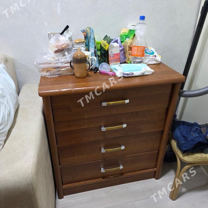 Комод, зеркало, 2 тумбы - 10 mkr - img 2