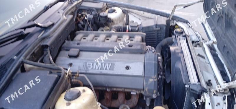 BMW 520 1992 - 39 000 TMT - Mary - img 4
