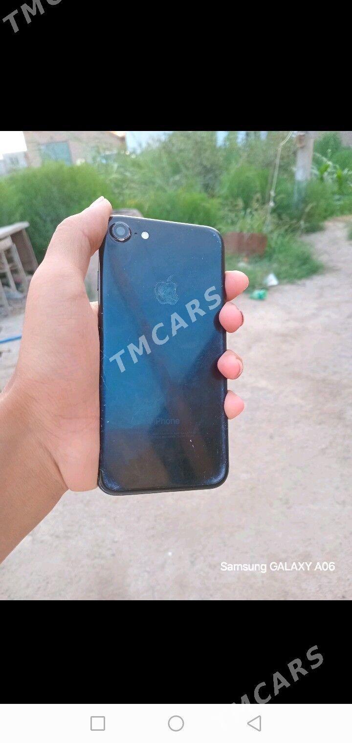 IPhone 7 - Дашогуз - img 2