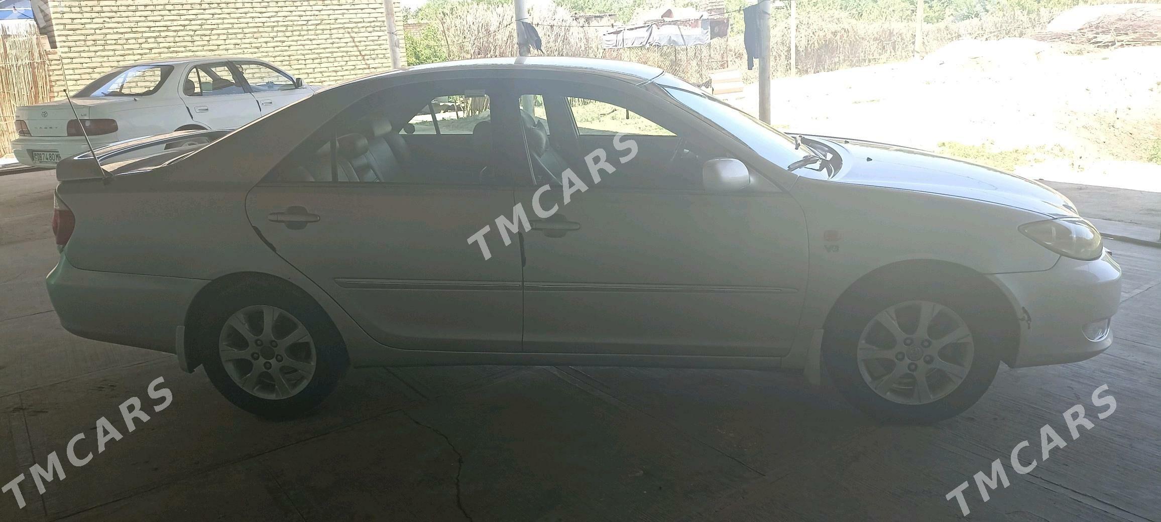 Toyota Camry 2002 - 170 000 TMT - Ýolöten - img 2