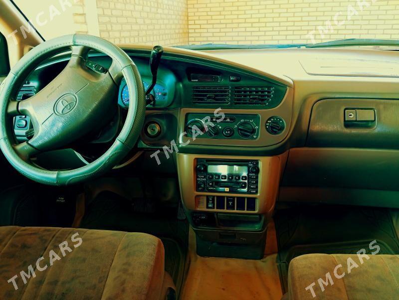 Toyota Sienna 2001 - 165 000 TMT - Baýramaly - img 5