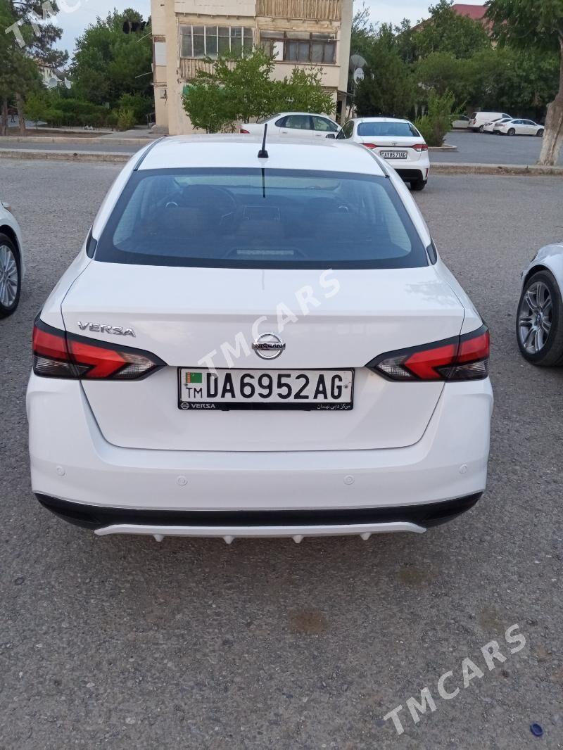 Nissan Versa 2021 - 210 000 TMT - Ашхабад - img 3