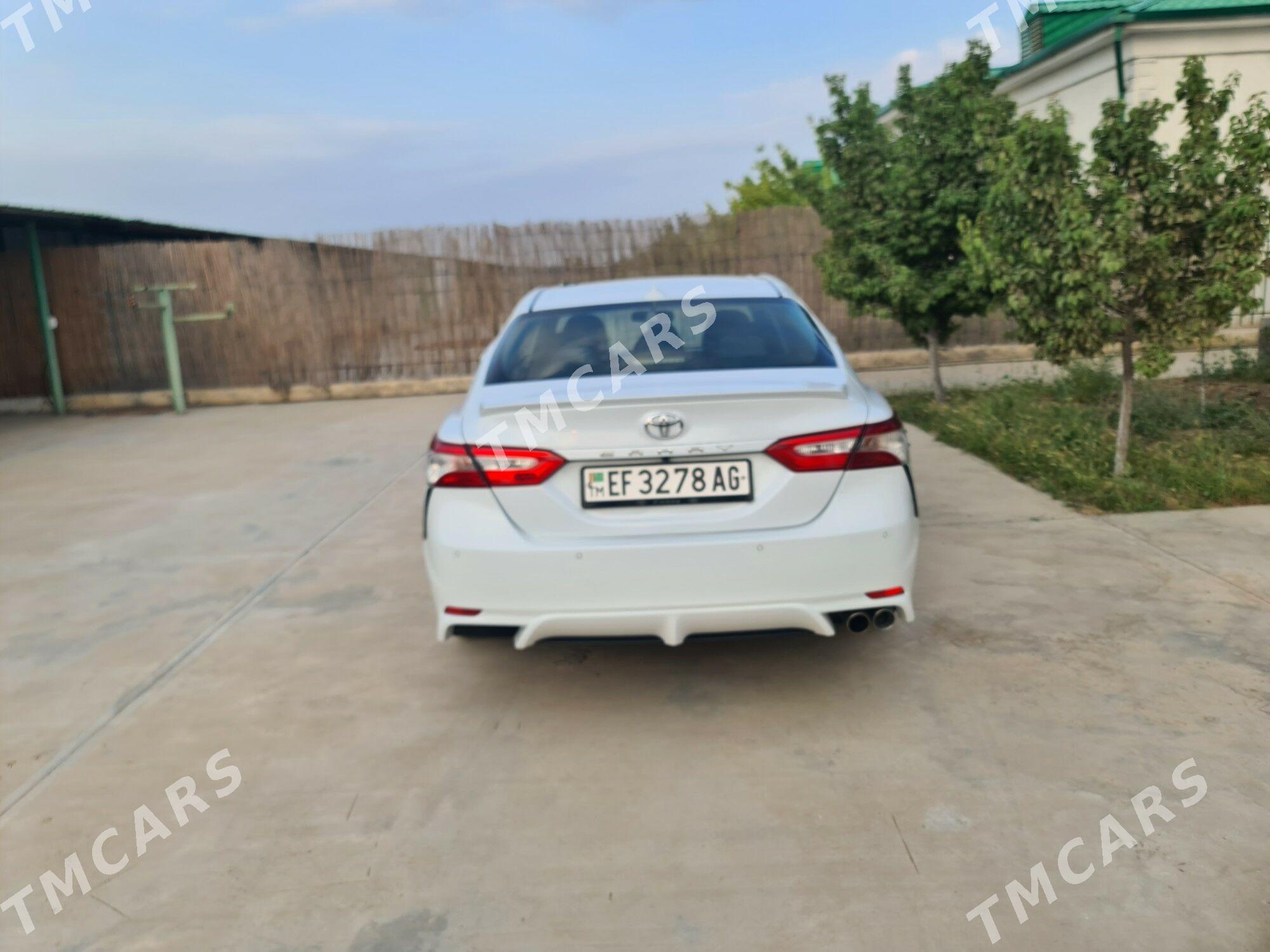 Toyota Camry 2018 - 256 000 TMT - Ашхабад - img 5