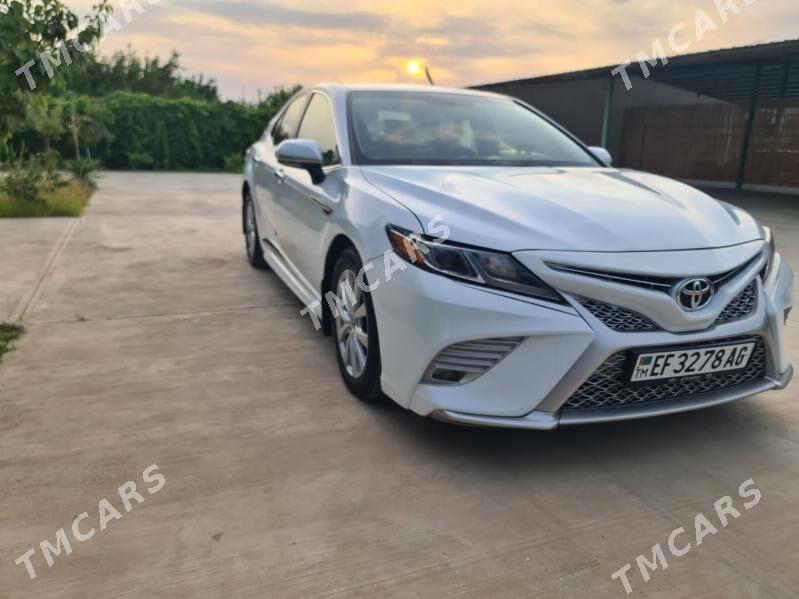 Toyota Camry 2018 - 256 000 TMT - Ашхабад - img 3