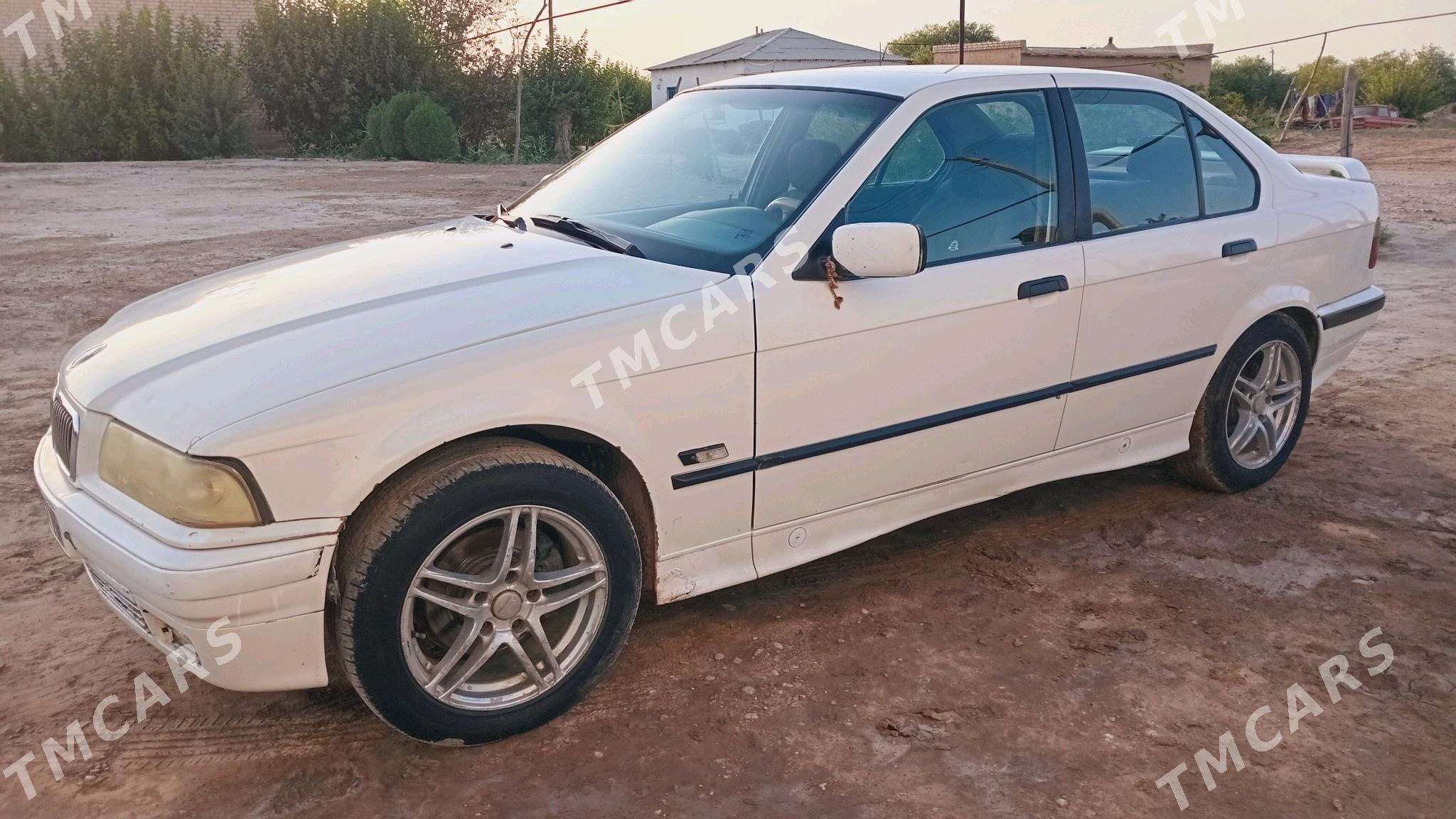 BMW 3 Series 1993 - 22 000 TMT - Murgap - img 3