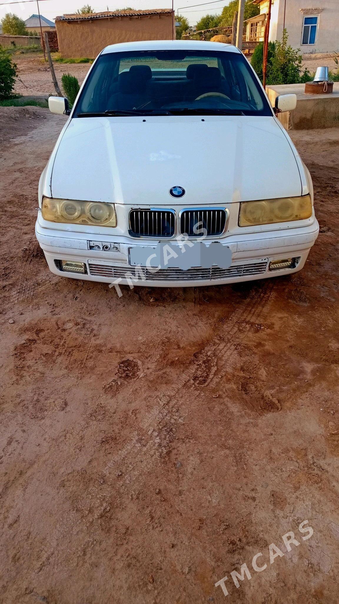 BMW 3 Series 1993 - 22 000 TMT - Murgap - img 2