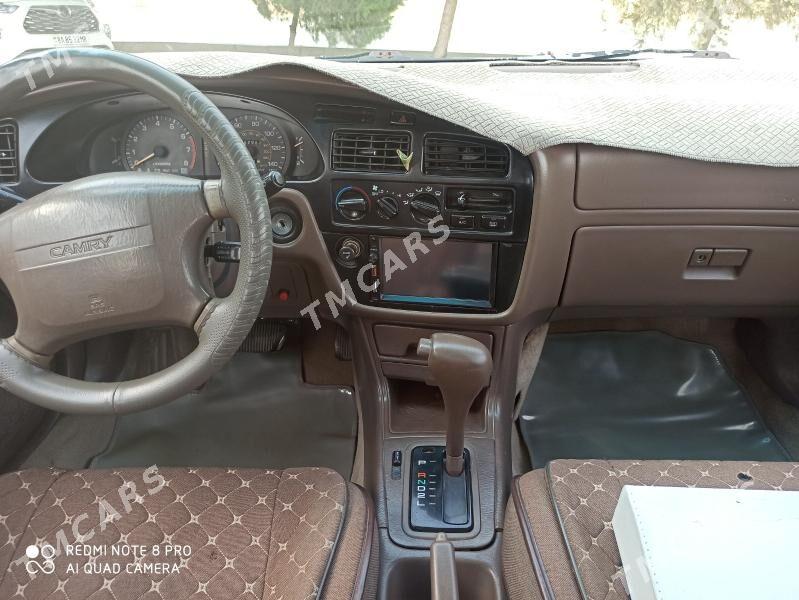 Toyota Camry 1995 - 88 000 TMT - Байрамали - img 1