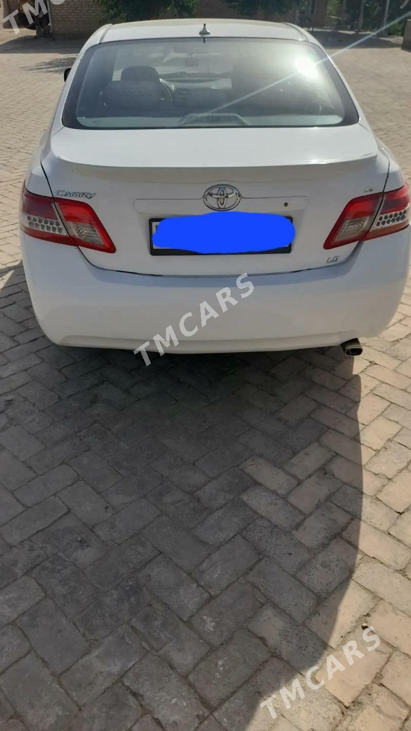 Toyota Camry 2010 - 130 000 TMT - Türkmengala - img 8