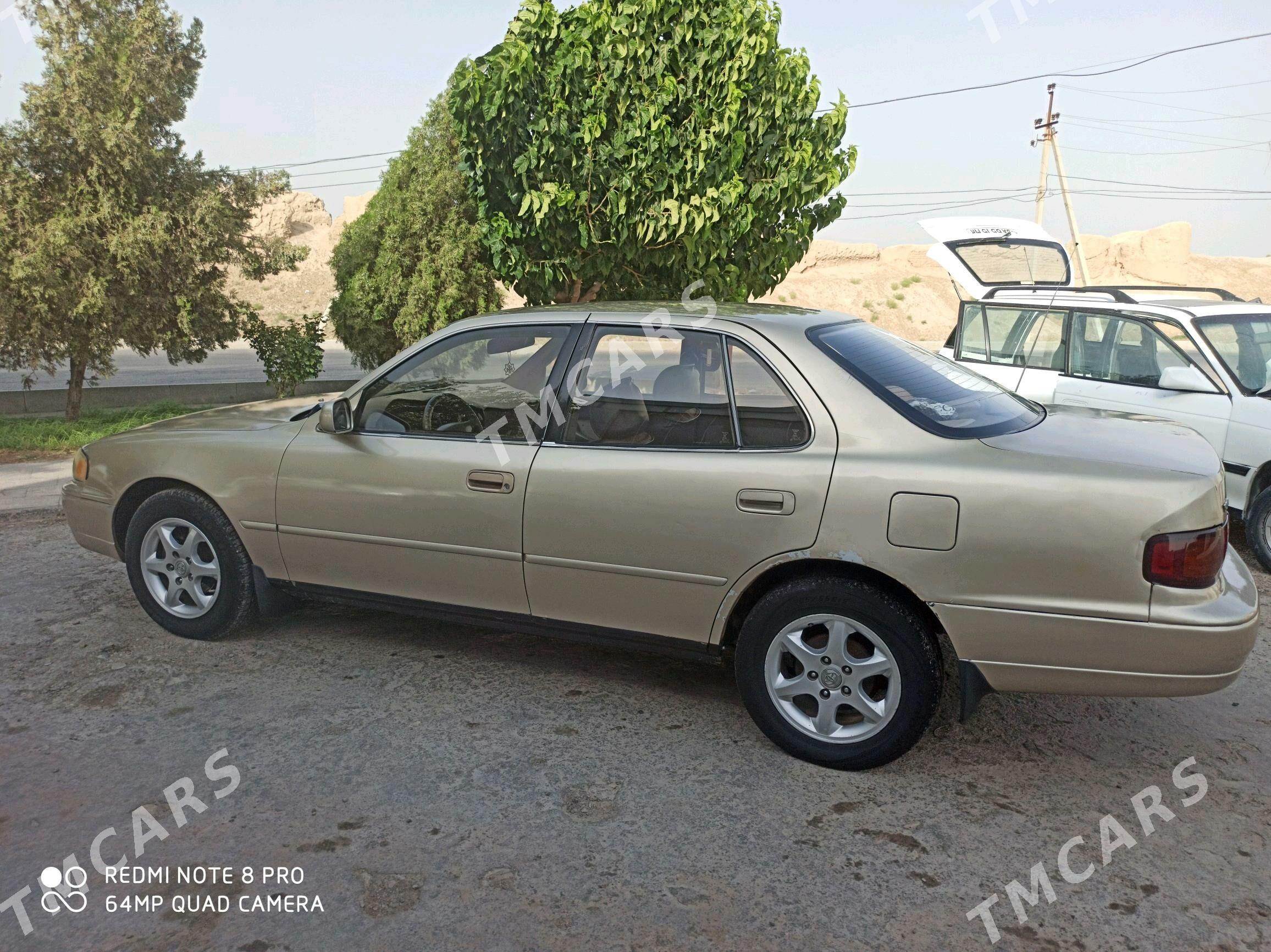 Toyota Camry 1995 - 88 000 TMT - Байрамали - img 3