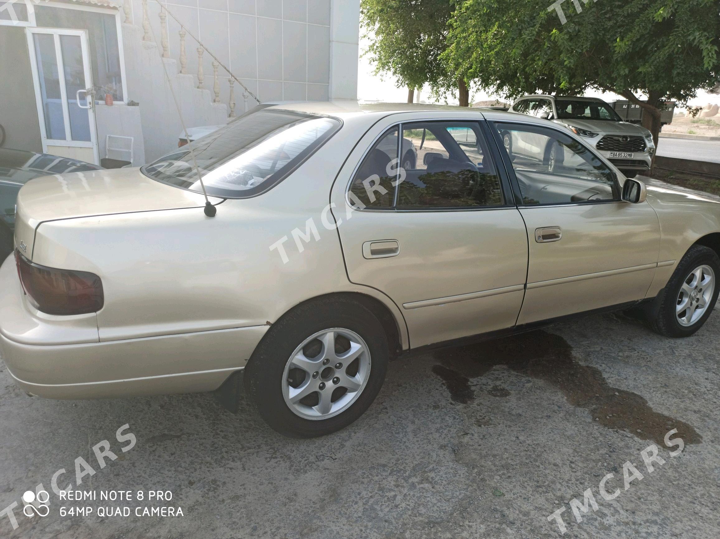 Toyota Camry 1995 - 88 000 TMT - Байрамали - img 4
