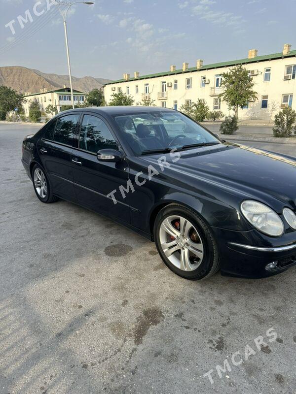 Mercedes-Benz E320 2003 - 150 000 TMT - Балканабат - img 1