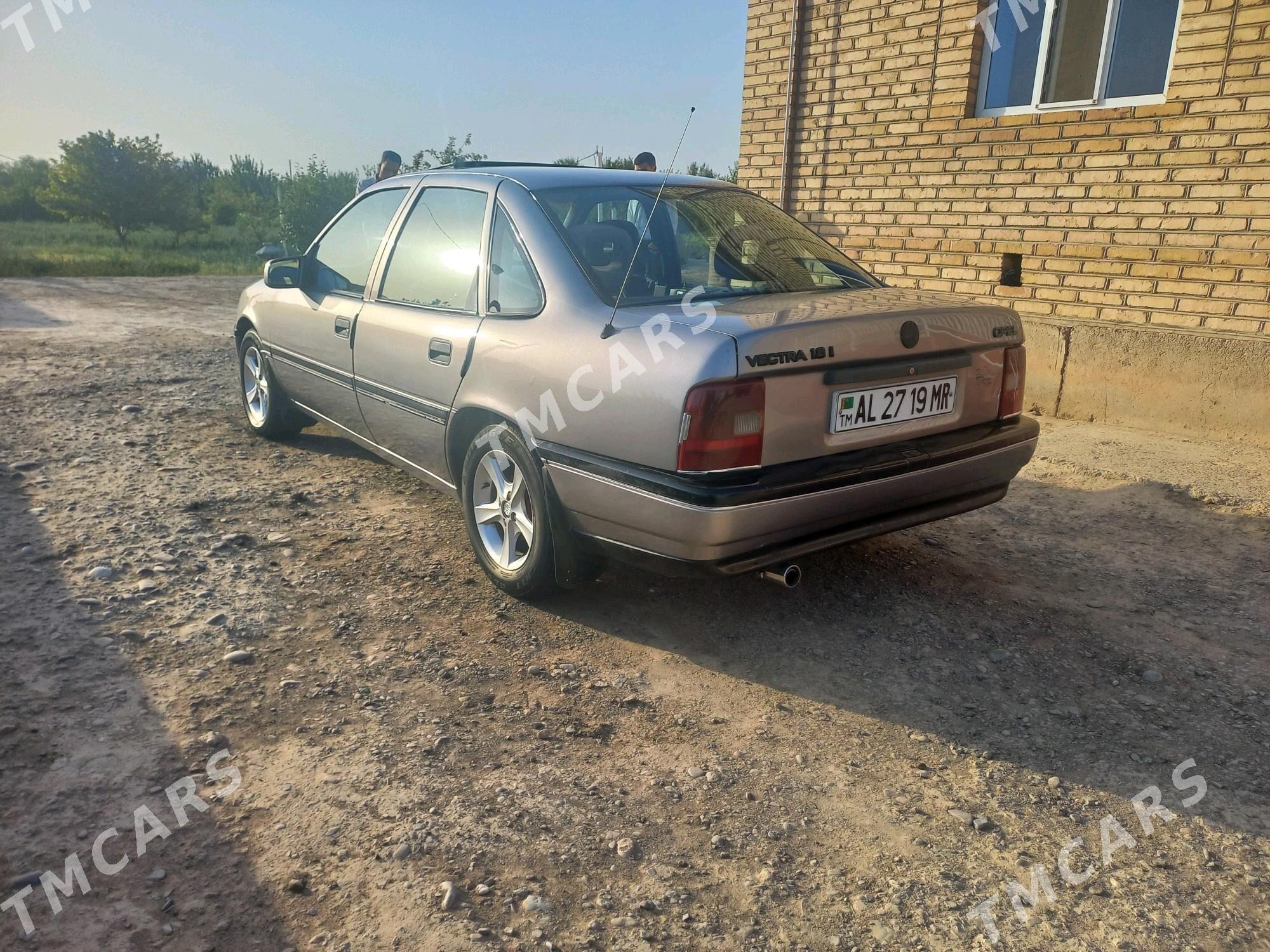 Opel Vectra 1992 - 33 000 TMT - Murgap - img 3