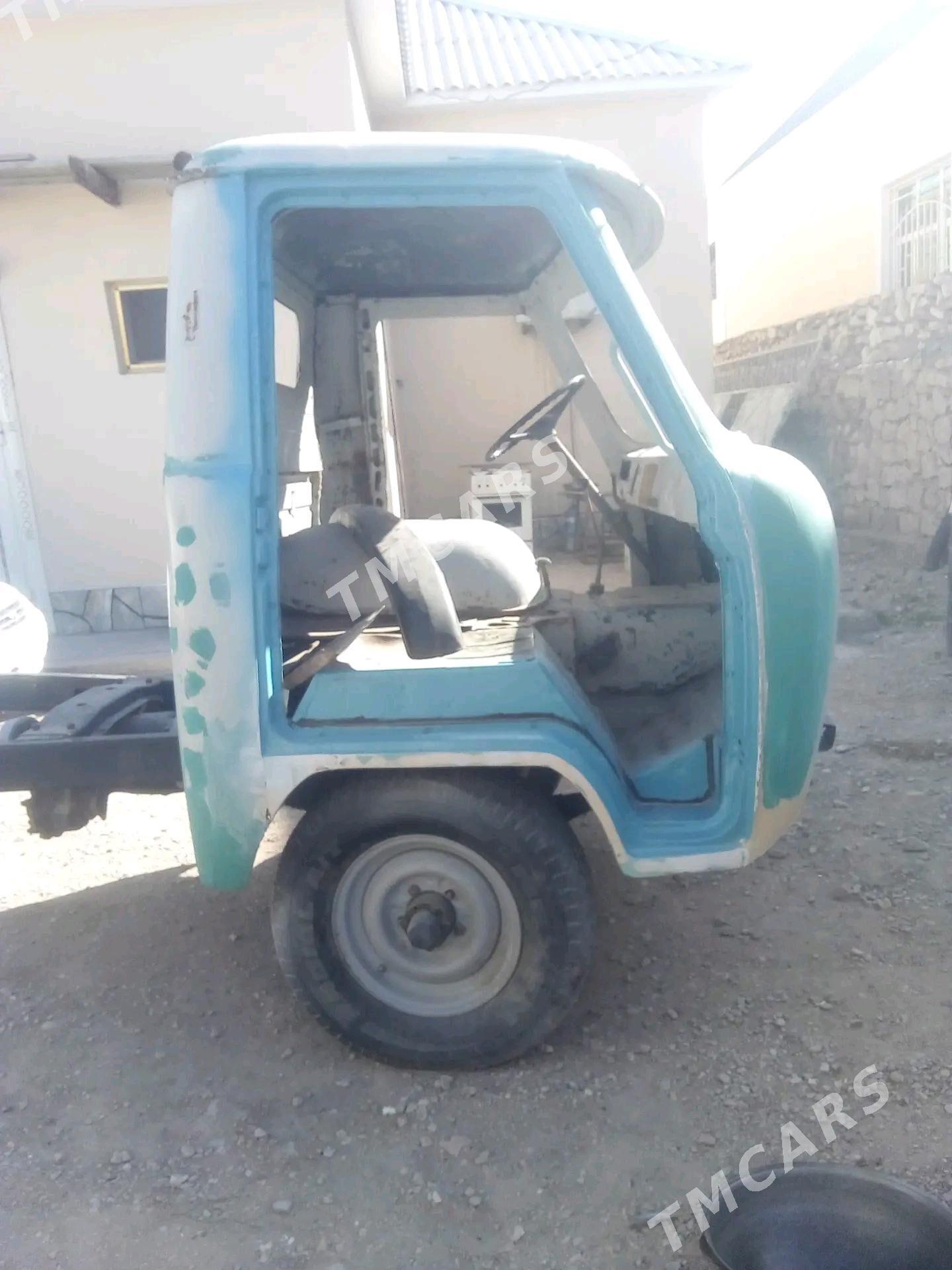 UAZ 452 1984 - 20 000 TMT - Balkanabat - img 4