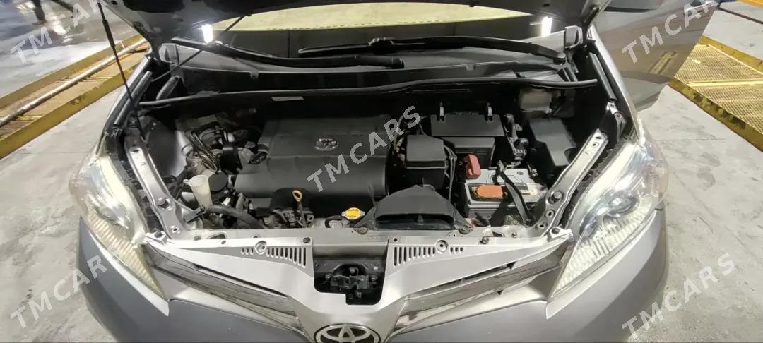 Toyota Sienna 2016 - 320 000 TMT - Туркменбаши - img 3