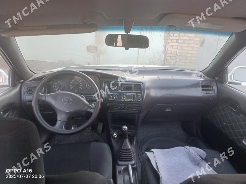 Toyota Corolla 1993 - 56 000 TMT - Köneürgenç - img 3