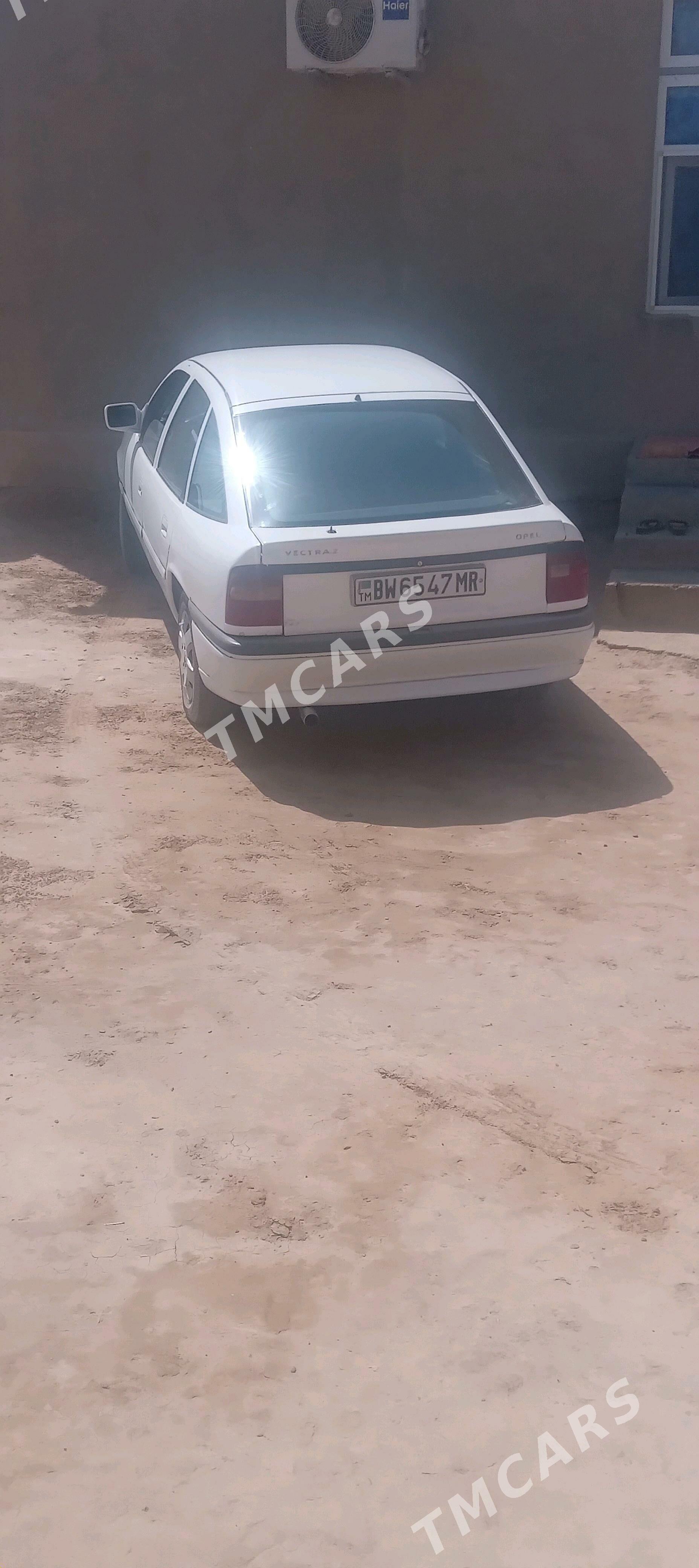 Opel Vectra 1992 - 25 000 TMT - Wekilbazar - img 1