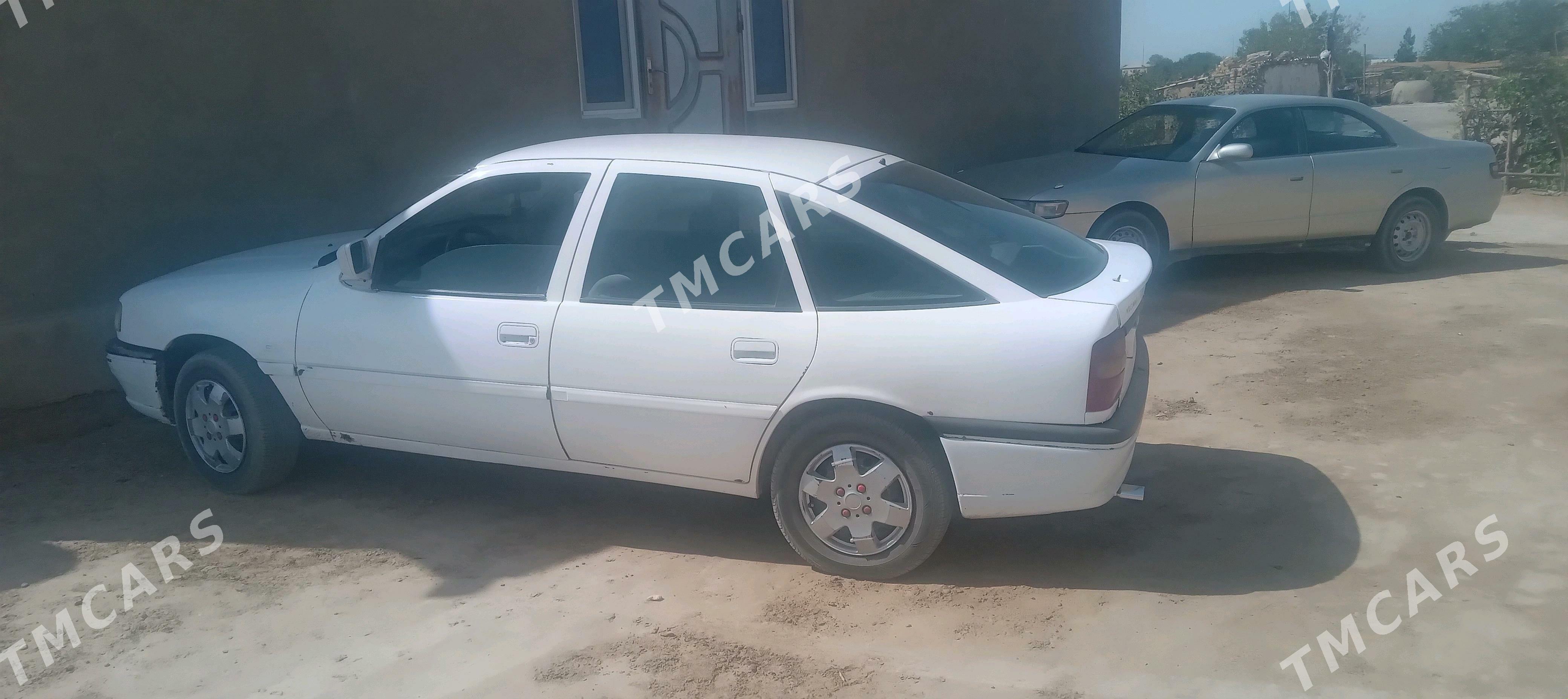 Opel Vectra 1992 - 25 000 TMT - Wekilbazar - img 2