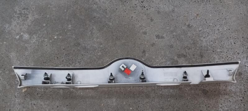 Molding bagažyňky palta Camry 50 TMT - Aşgabat - img 2