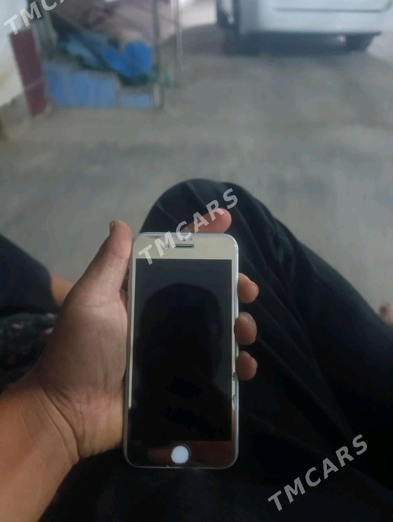 Iphone 6 - Халач - img 1