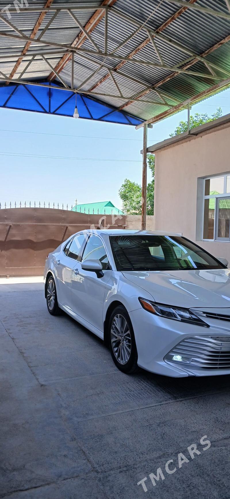 Toyota Camry 2018 - 280 000 TMT - Ашхабад - img 4