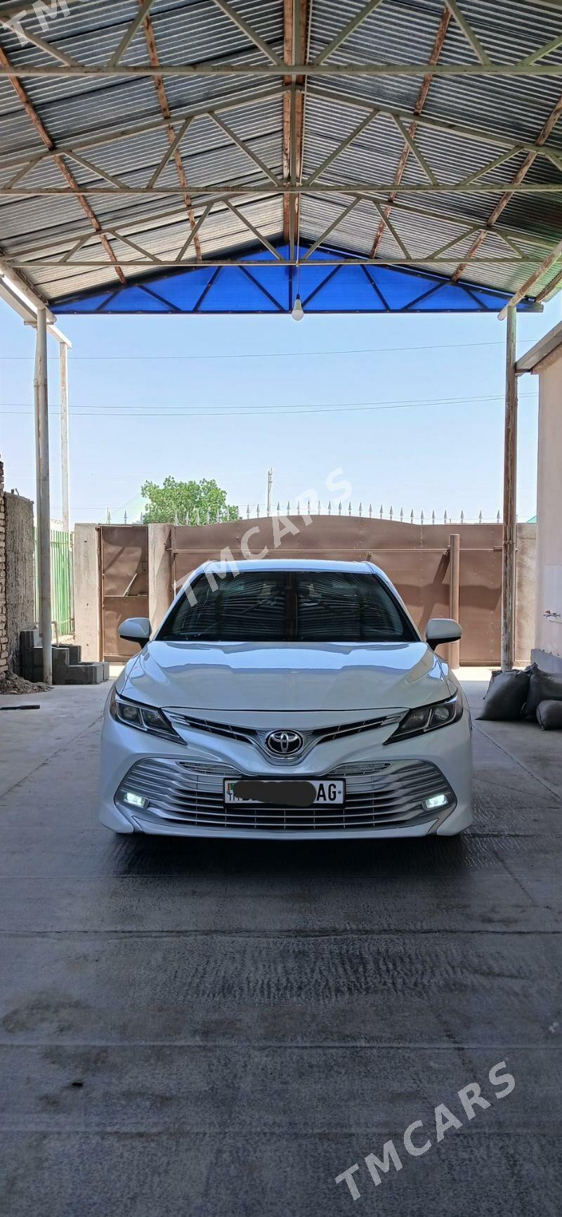 Toyota Camry 2018 - 280 000 TMT - Ашхабад - img 8