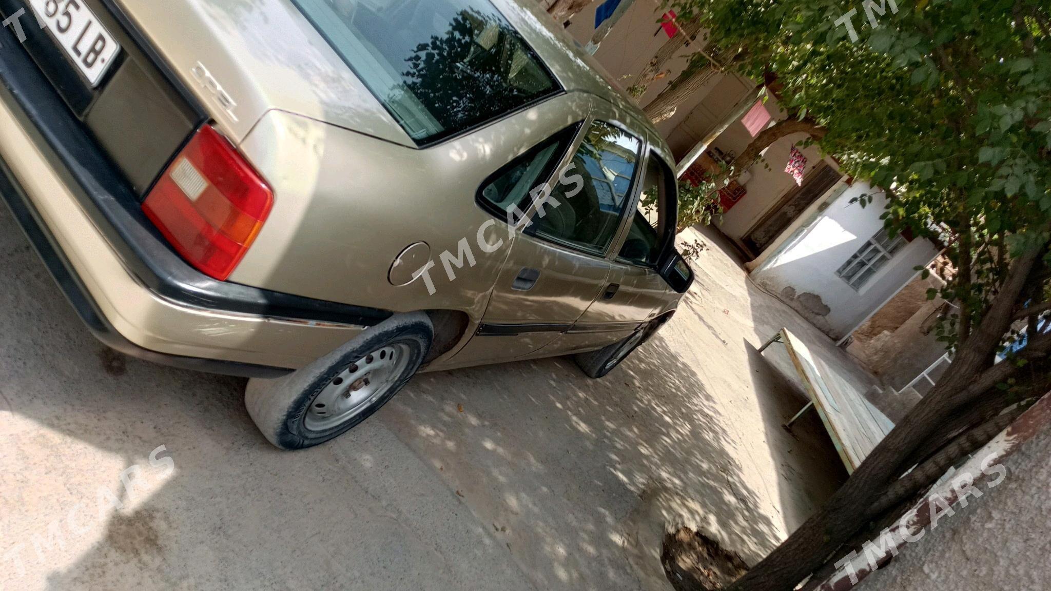 Opel Vectra 1991 - 24 000 TMT - Магданлы - img 2