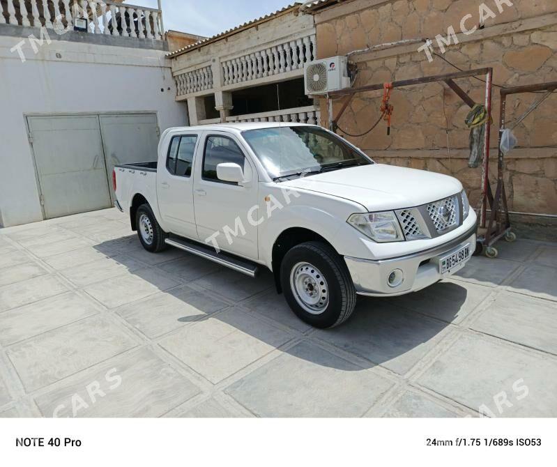 Nissan Navara 2014 - 140 000 TMT - Jebel - img 5
