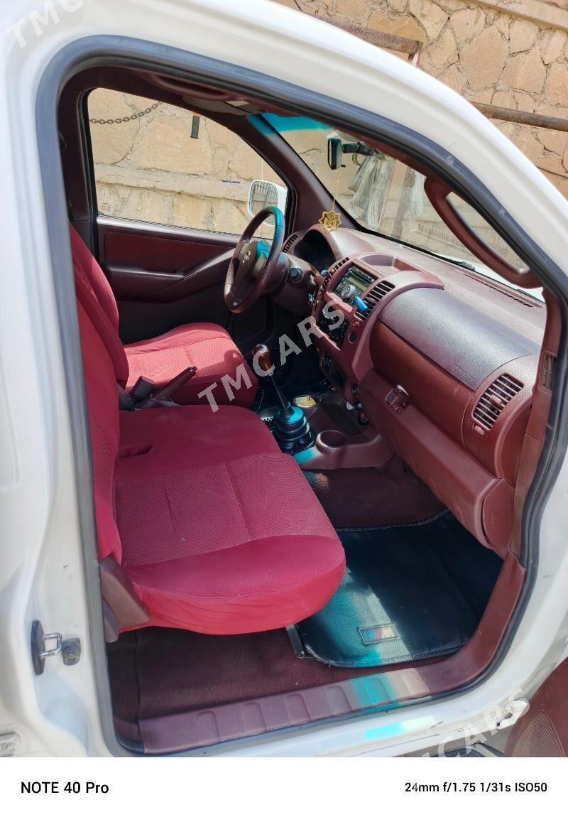 Nissan Navara 2014 - 140 000 TMT - Jebel - img 7