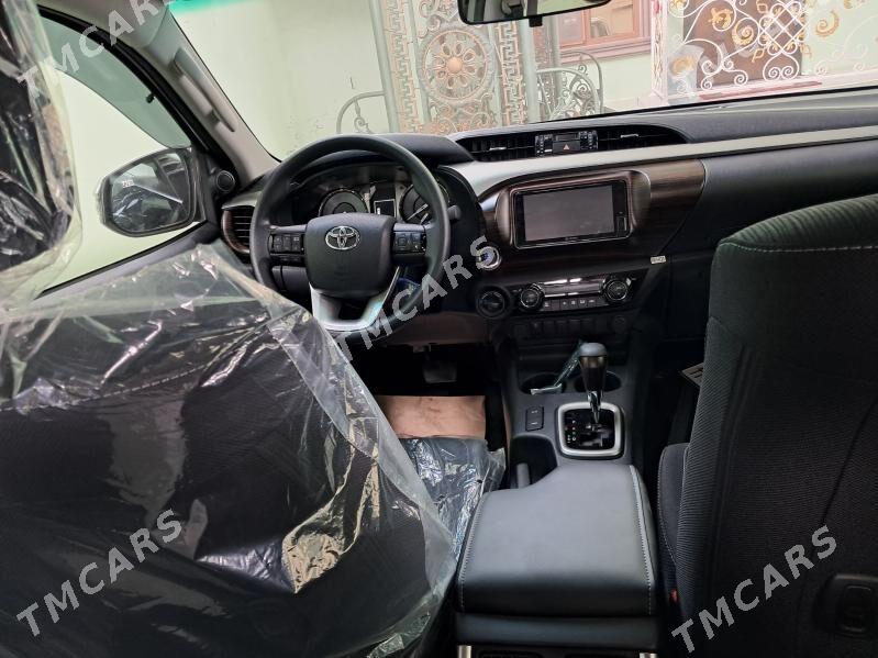 Toyota Hilux 2025 - 695 000 TMT - Aşgabat - img 5