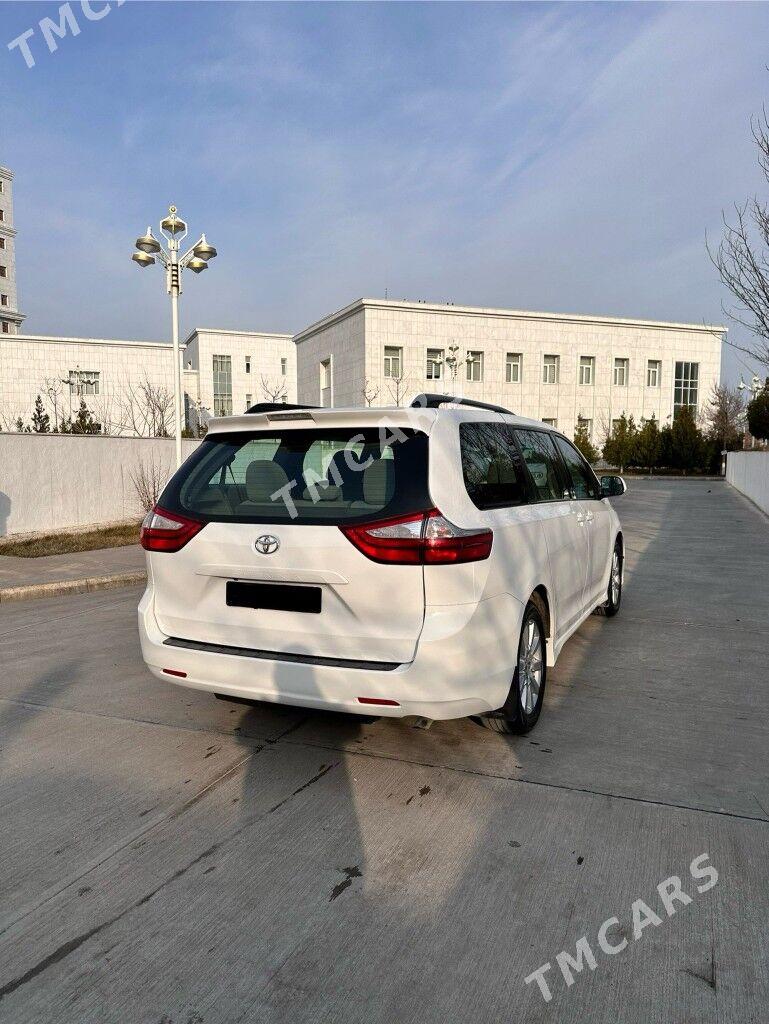 Toyota Sienna 2018 - 390 000 TMT - Aşgabat - img 4