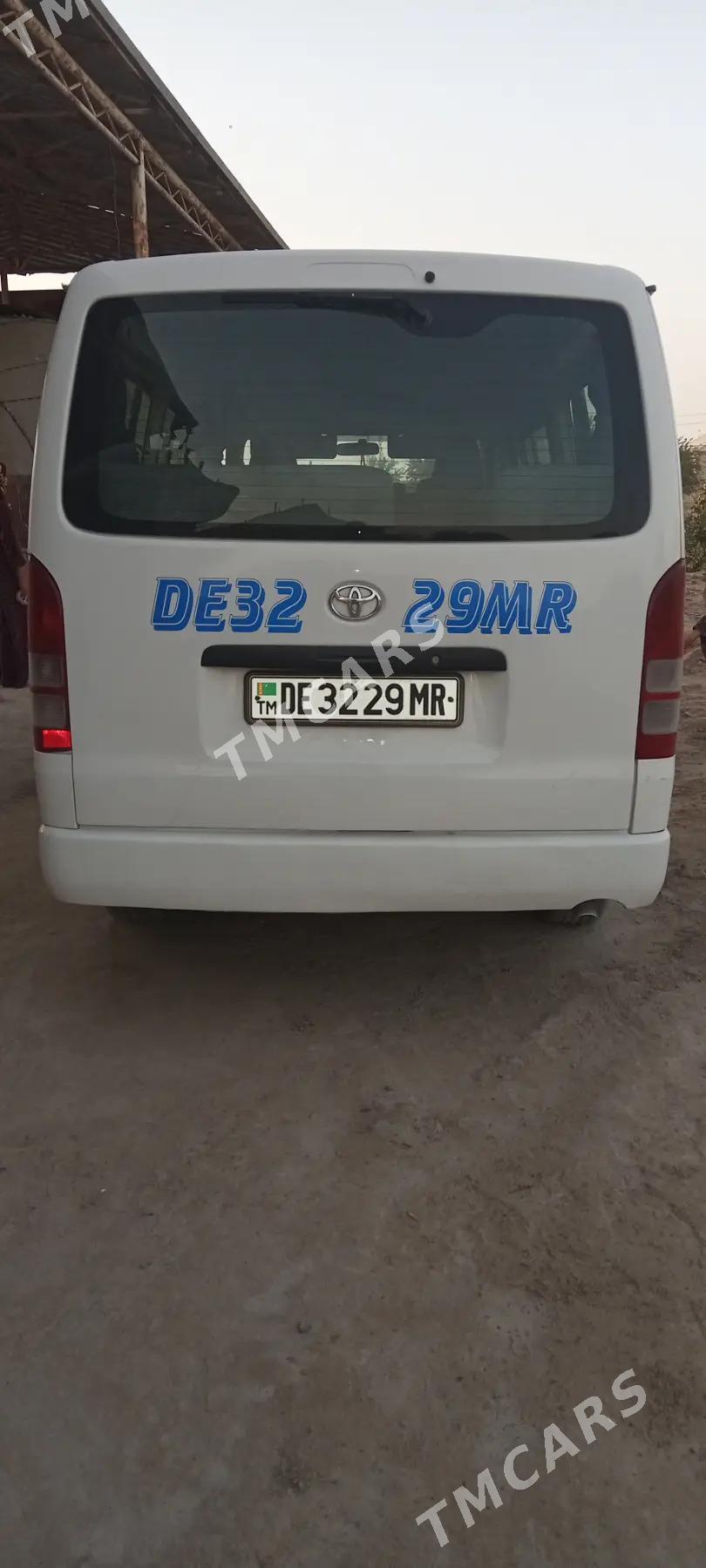 Toyota Hiace 2006 - 220 000 TMT - Sakarçäge - img 1
