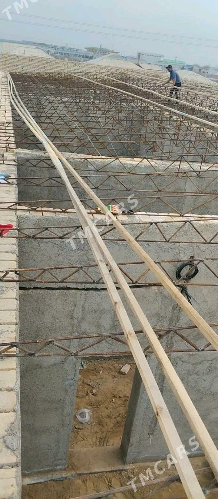 GURLUŞYK IŞERI - Mary - img 2