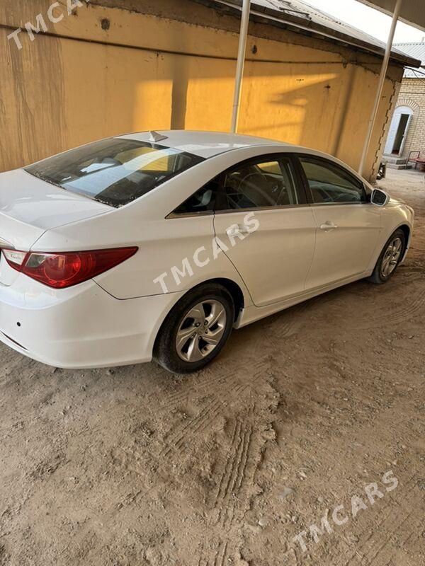Hyundai Sonata 2010 - 135 000 TMT - Mary - img 4