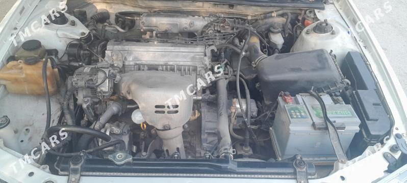 Toyota Camry 2000 - 125 000 TMT - Балканабат - img 2